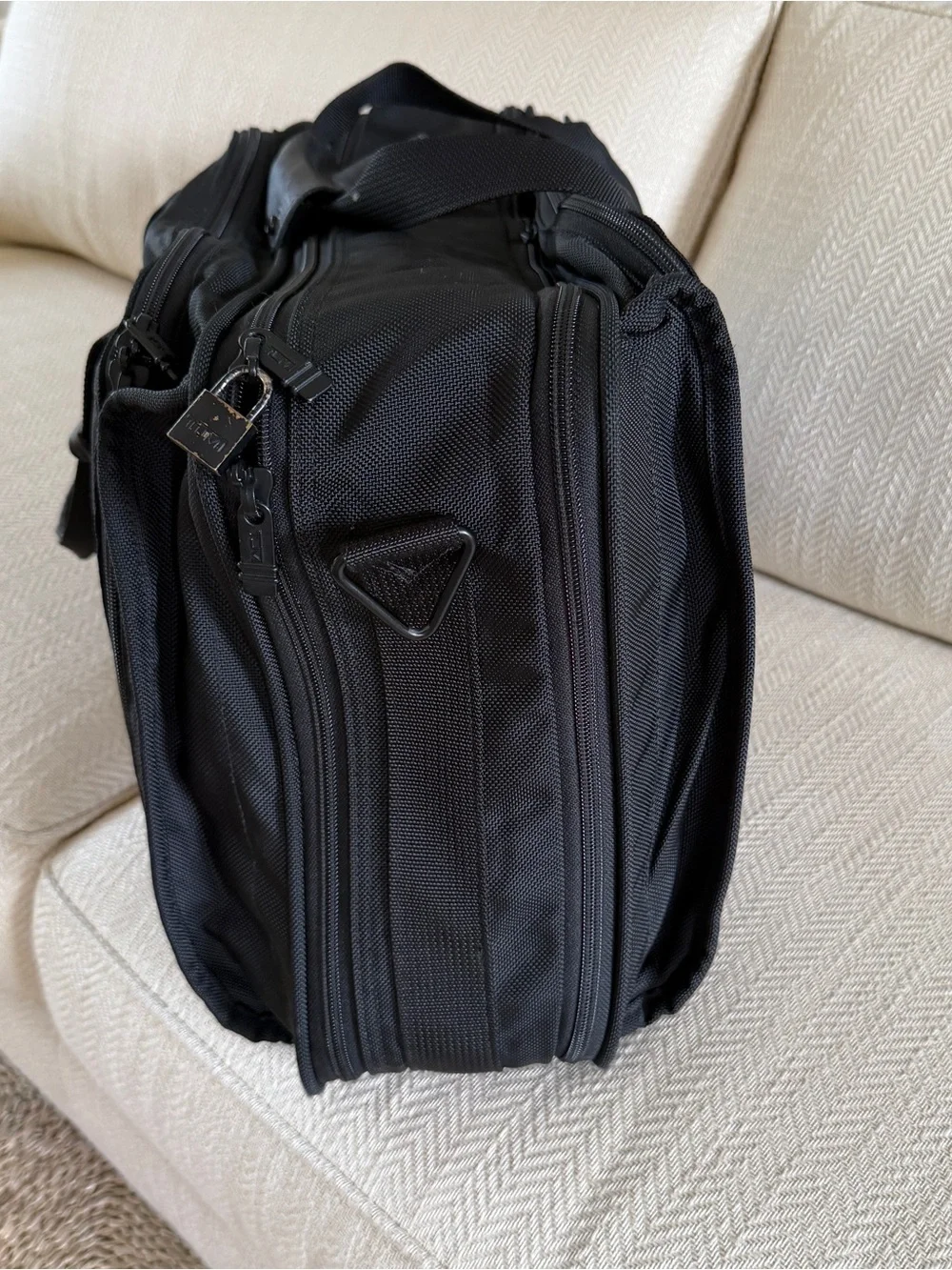 Tumi alpha ballistic